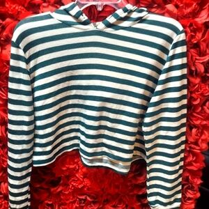 Sky and Sparrow Women's Medium Green Striped Crop Hoodie Sweatshirt NO STRING